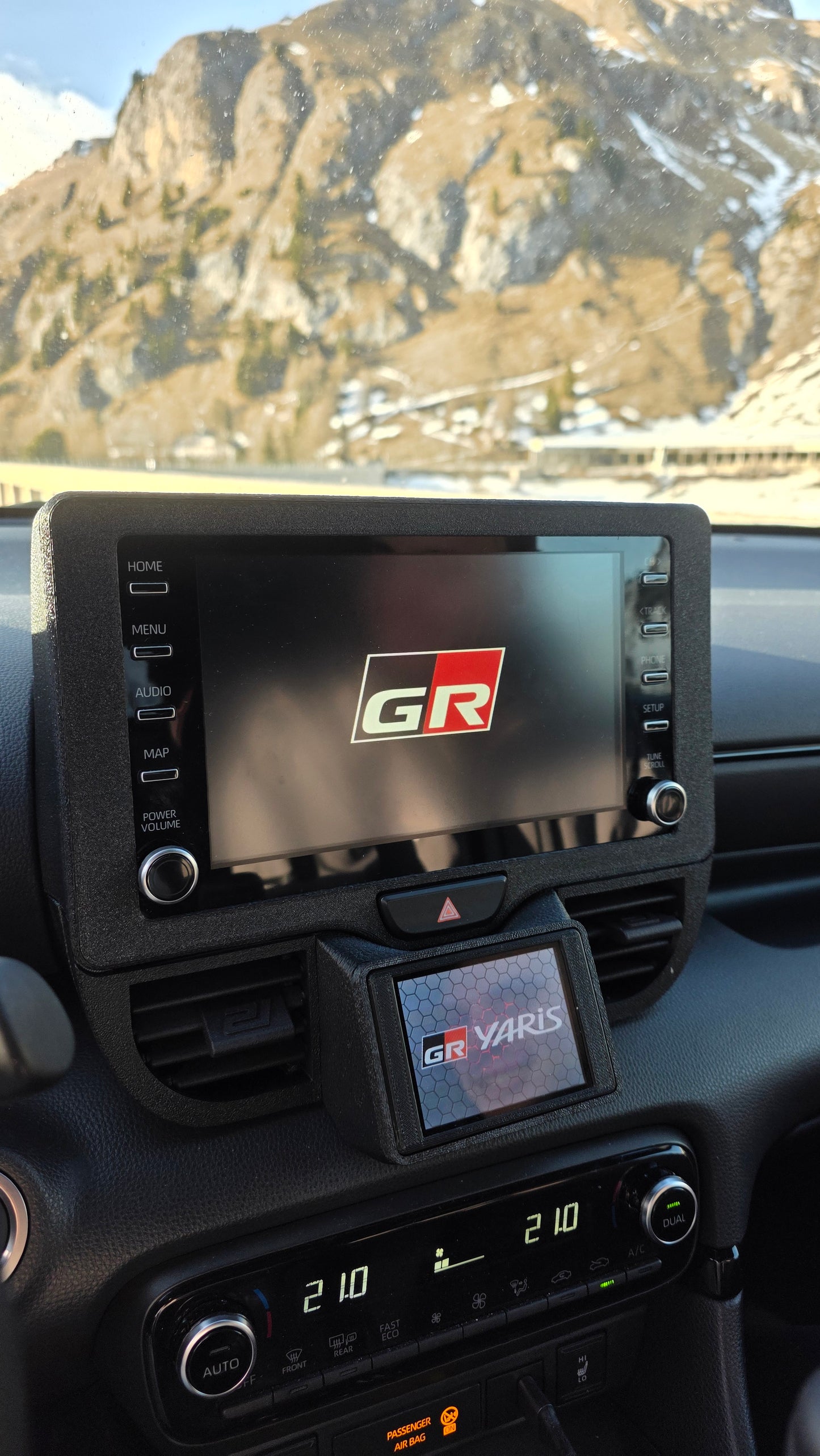 ABBASSA SCHERMO YARIS GR MK1 + CANCHECKED - NERO
